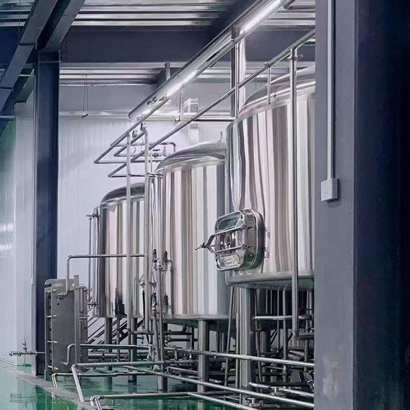 白水精酿啤酒设备